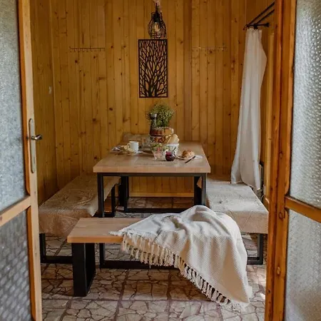 Lodge Mineral