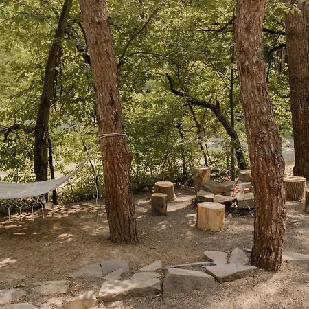 Lodge Mineral